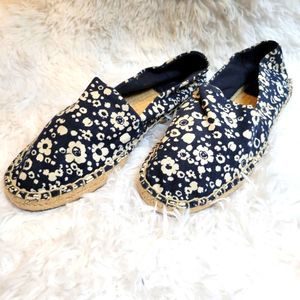 Tory Burch White and Blue Floral Flats